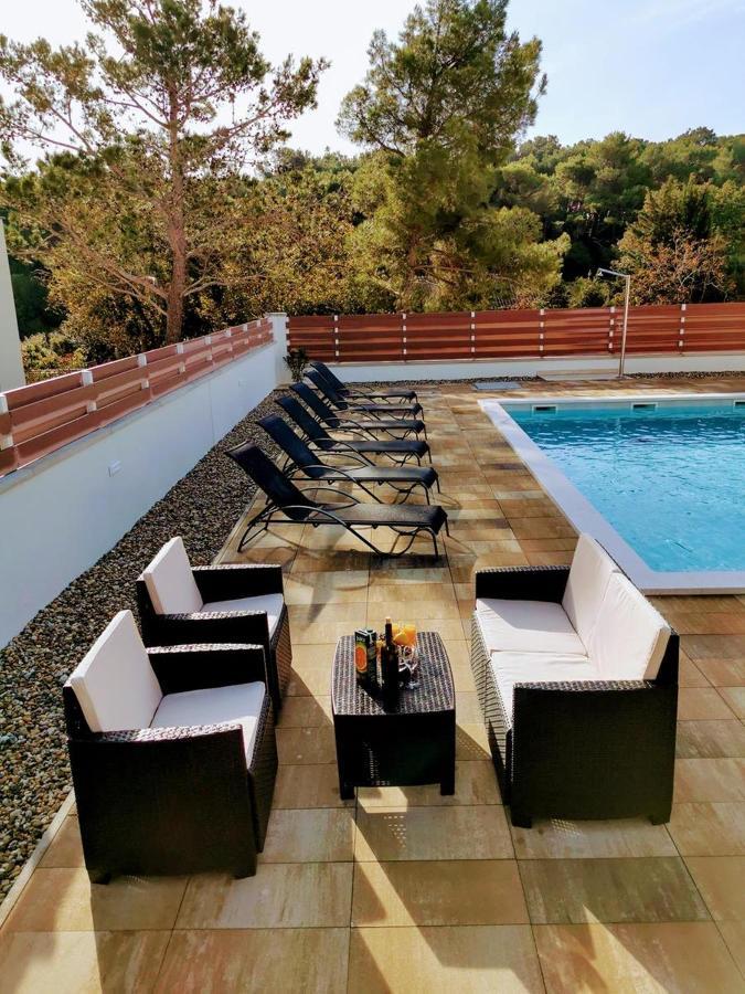 Villa Olivia - New And Modern House With Pool, Souna, Jacuzzi & Playground, Liznjan - Istra Екстер'єр фото
