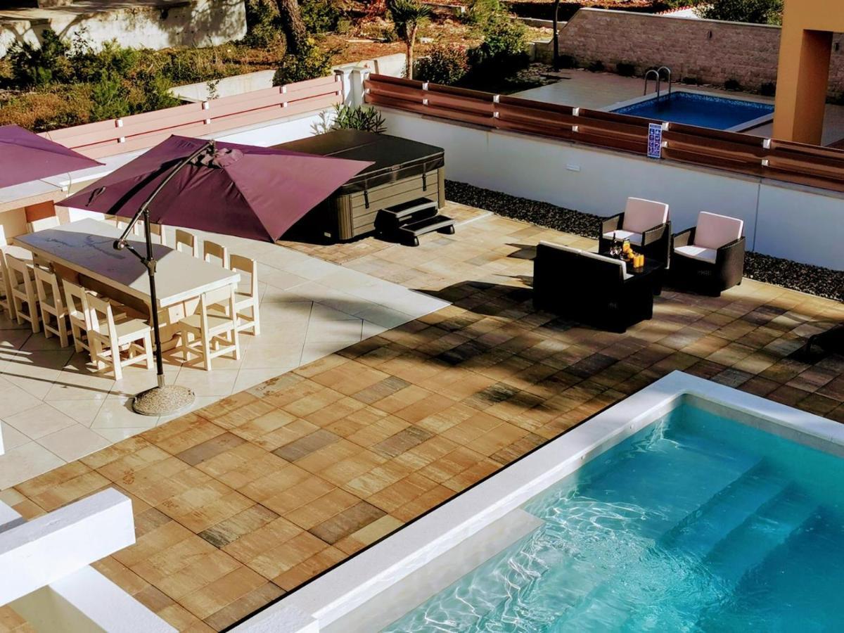 Villa Olivia - New And Modern House With Pool, Souna, Jacuzzi & Playground, Liznjan - Istra Екстер'єр фото
