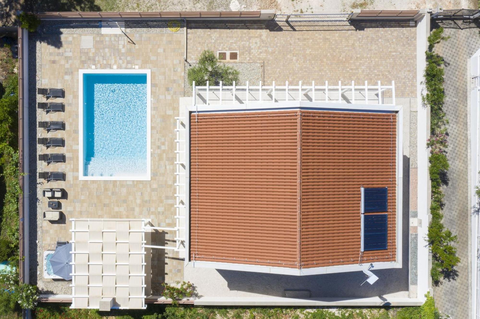 Villa Olivia - New And Modern House With Pool, Souna, Jacuzzi & Playground, Liznjan - Istra Екстер'єр фото