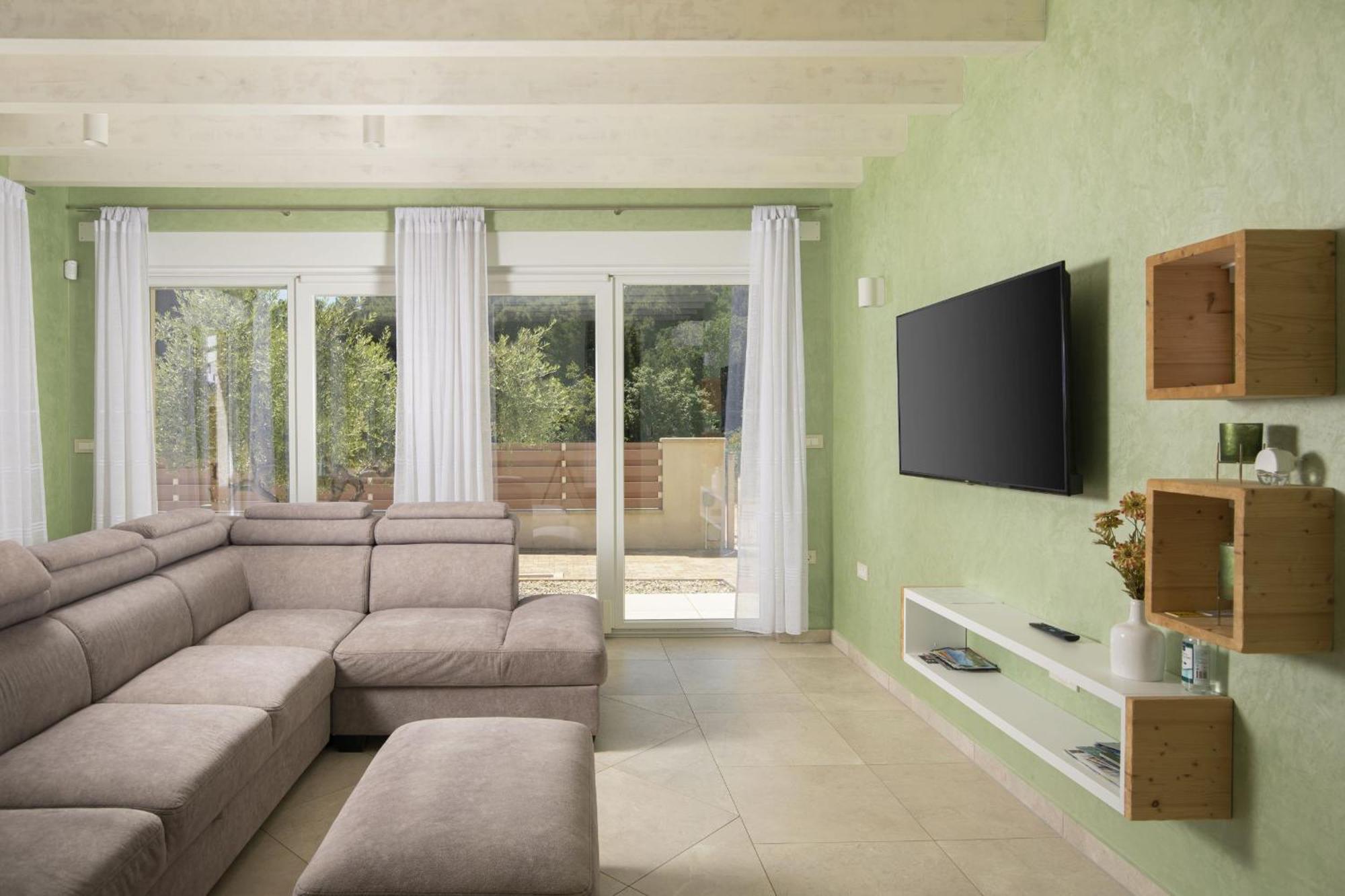 Villa Olivia - New And Modern House With Pool, Souna, Jacuzzi & Playground, Liznjan - Istra Екстер'єр фото