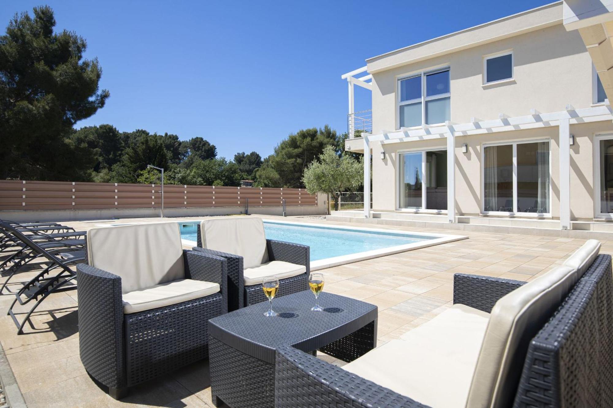 Villa Olivia - New And Modern House With Pool, Souna, Jacuzzi & Playground, Liznjan - Istra Екстер'єр фото